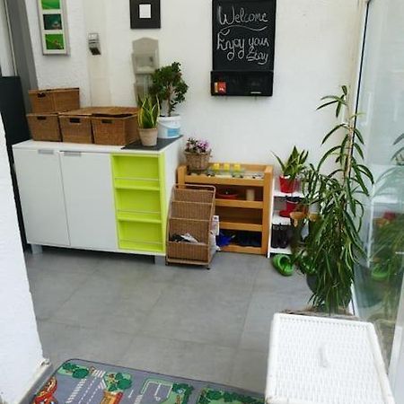 Studio With Kitchen, Shower Garden Antuérpia Exterior foto